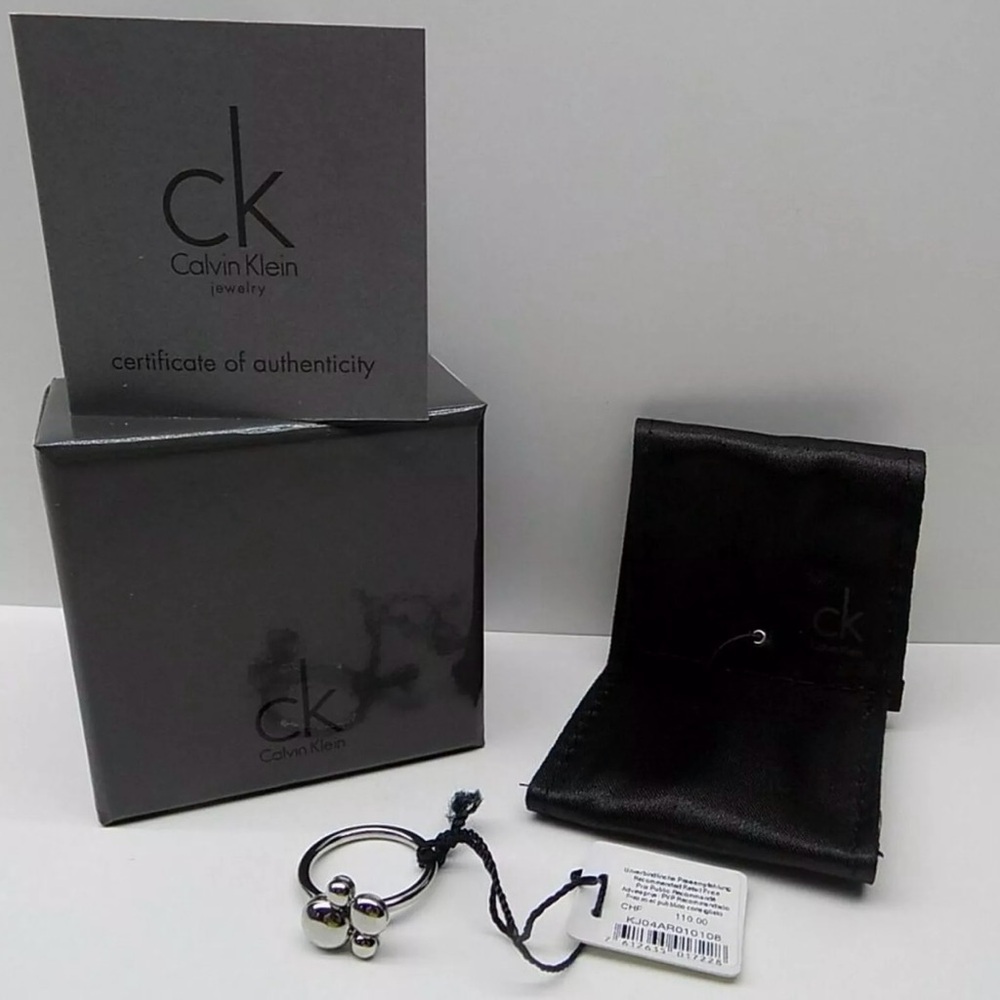 NWT CALVIN KLEIN SILVER SPIN RING SIZE 8